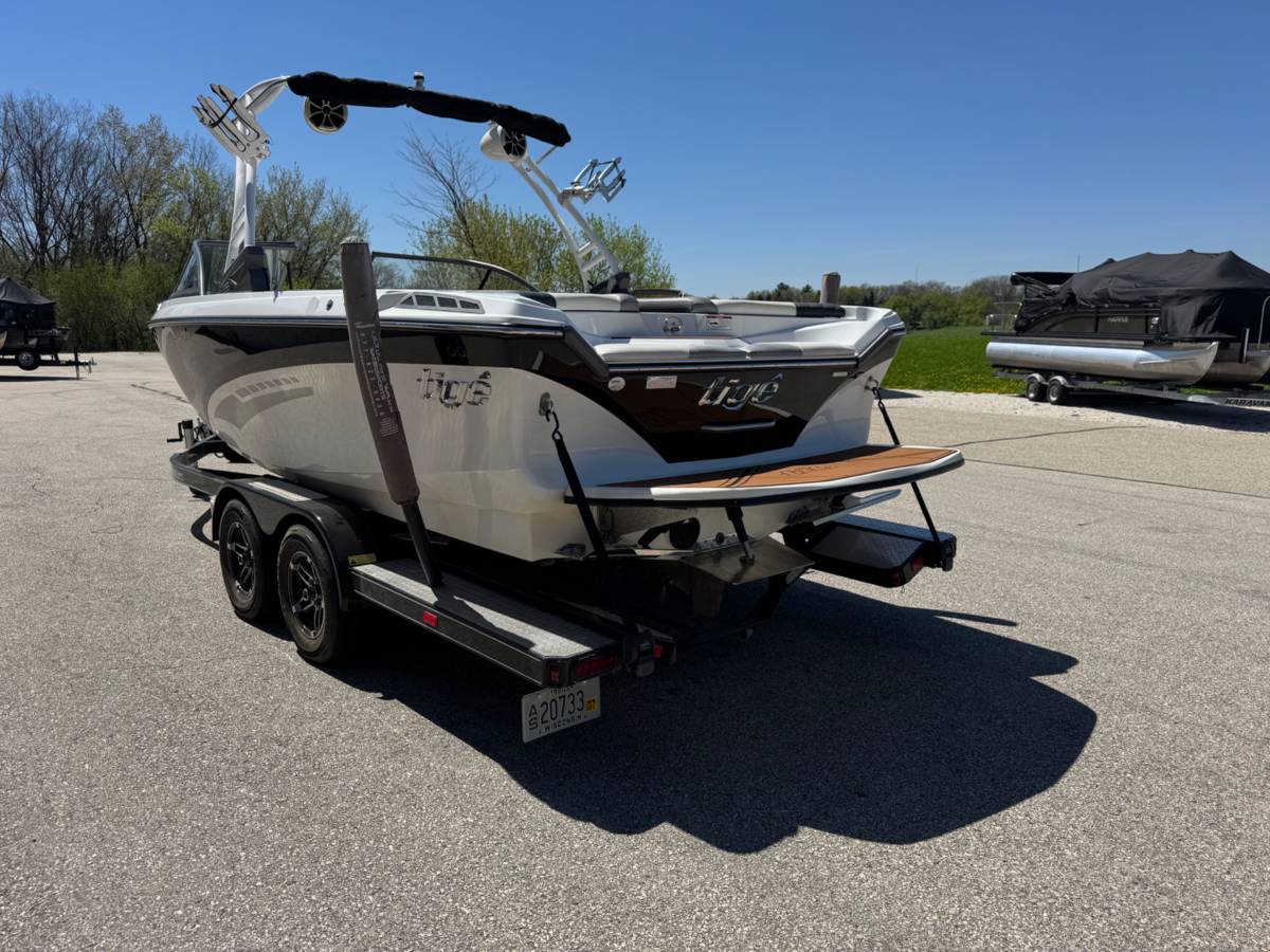 Tige, Import USA — Foto 3 z 8