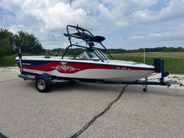 Nautique, Import USA — Foto 2 z 11