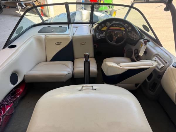 Nautique, Import USA — Foto 7 z 11