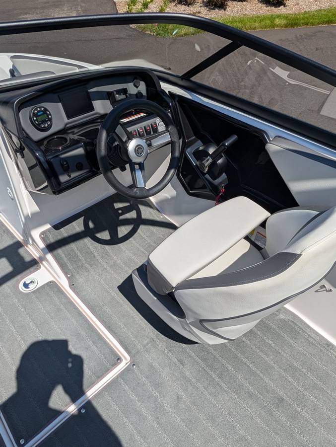 2023 Yamaha, Import USA — Foto 4 z 11