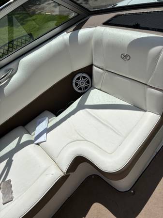 2011 Cobalt, Import USA — Foto 4 z 8