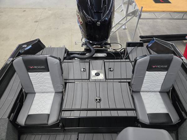 2027, Import USA — Foto 12 z 12