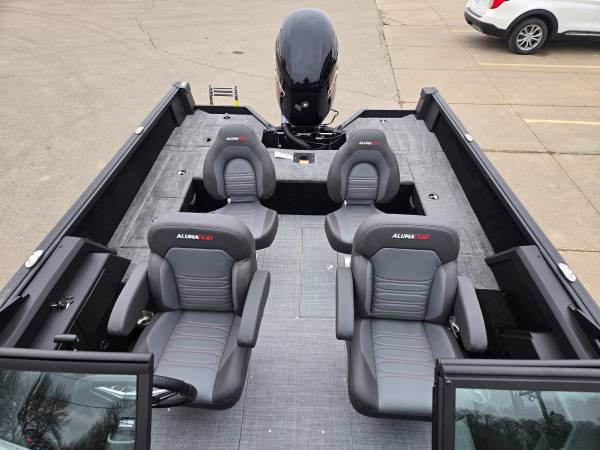 2026, Import USA — Foto 3 z 6