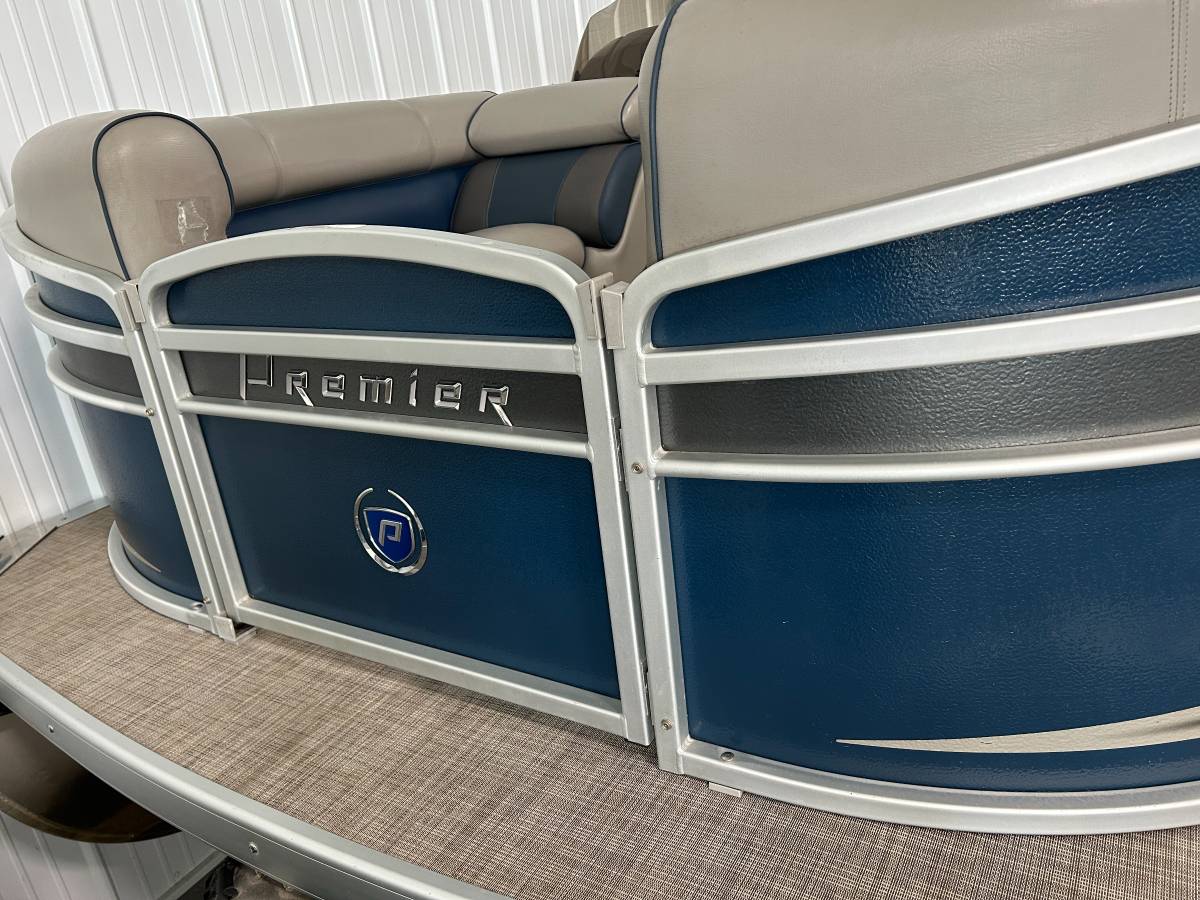 PREMIER 221 GEMINI PONTOON, Import USA — Foto 2 z 9