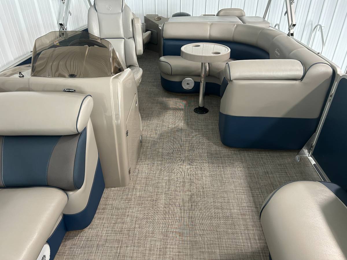 PREMIER 221 GEMINI PONTOON, Import USA — Foto 4 z 9