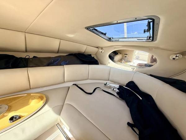 2000 Chaparral, Import USA — Foto 8 z 12