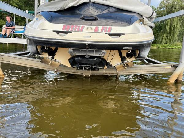 2002 Sea-Doo, Import USA — Foto 8 z 8