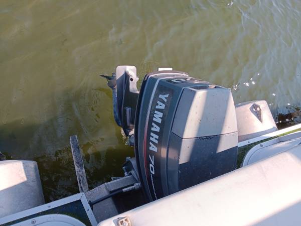 Pontoon boat, Import USA — Foto 9 z 9
