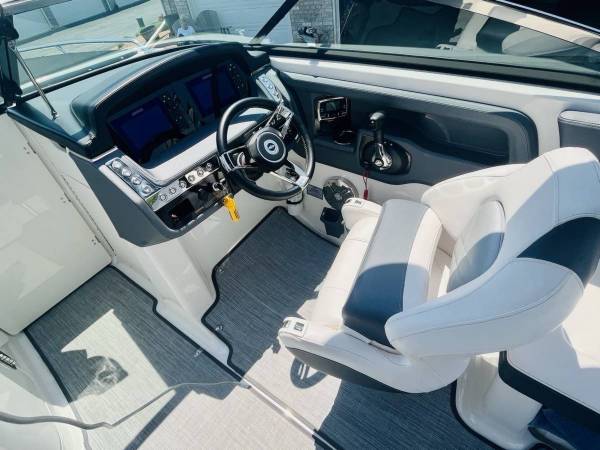 Chaparral, Import USA — Foto 4 z 12