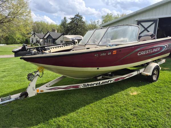 1999 Crestliner, Import USA — Foto 3 z 11