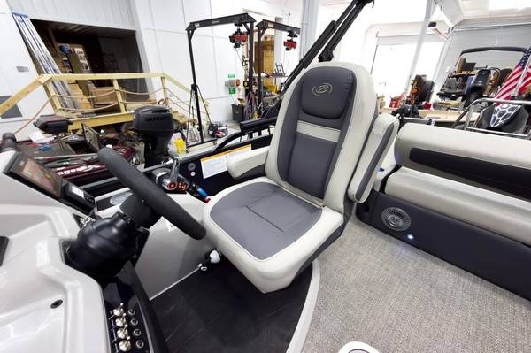 2025, Import USA — Foto 11 z 12
