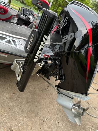 2019 Ranger, Import USA — Foto 2 z 10