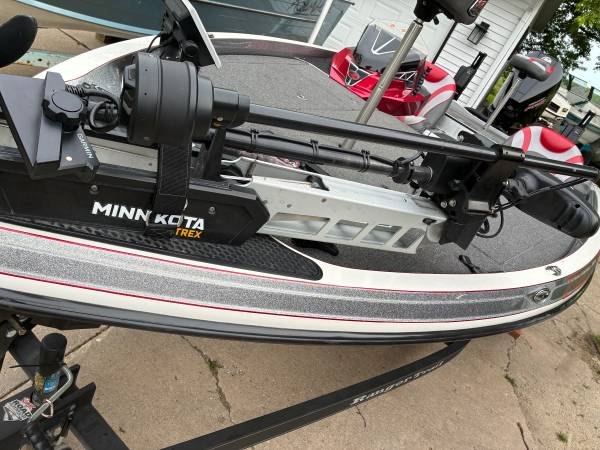 2019 Ranger, Import USA — Foto 5 z 10