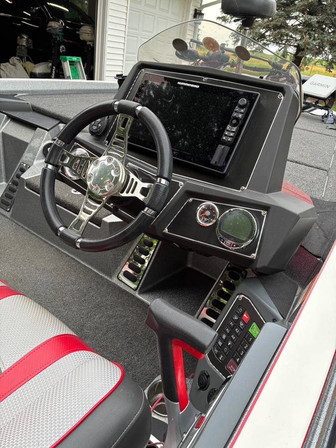 2019 Ranger, Import USA — Foto 7 z 10
