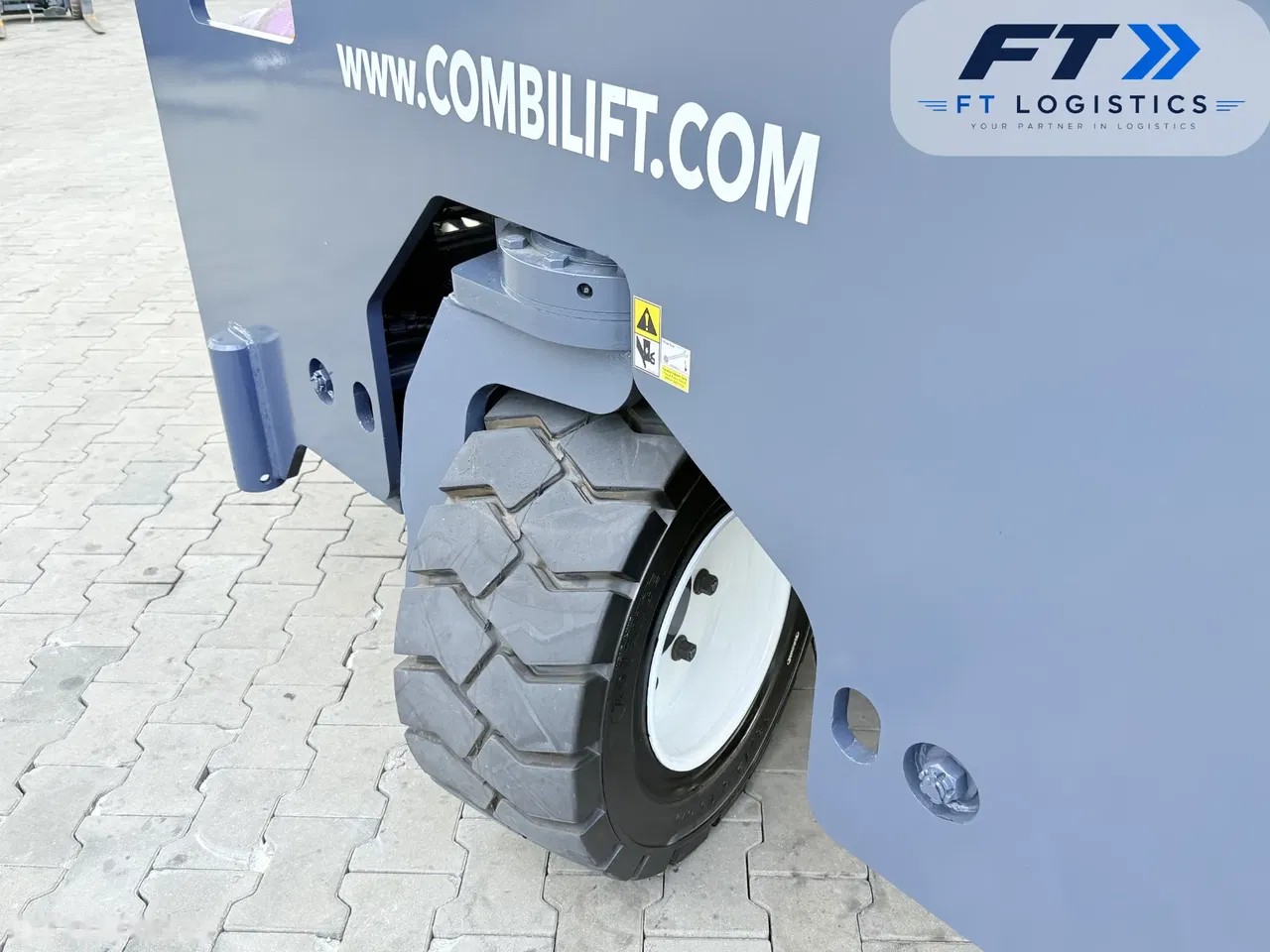 2015 Combilift WÓZEK, 4.204 mth, Import Auf Lager in der EU — Foto 6 z 24