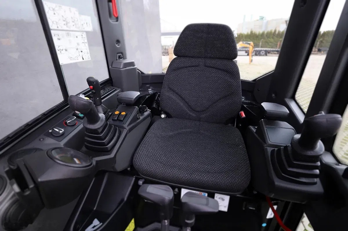 2025 Case CX19D, Import Auf Lager in der EU — Foto 9 z 10