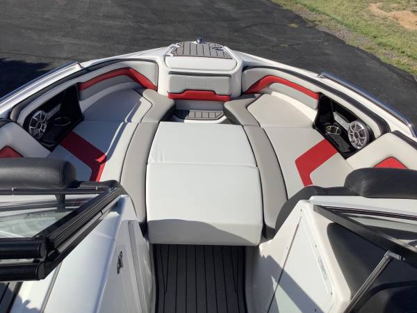 2018 Yamaha, Import USA — Foto 10 z 12
