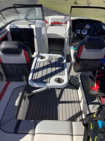 2018 Yamaha, Import USA — Foto 12 z 12