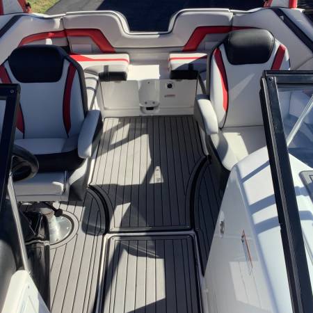 2018 Yamaha, Import USA — Foto 4 z 12