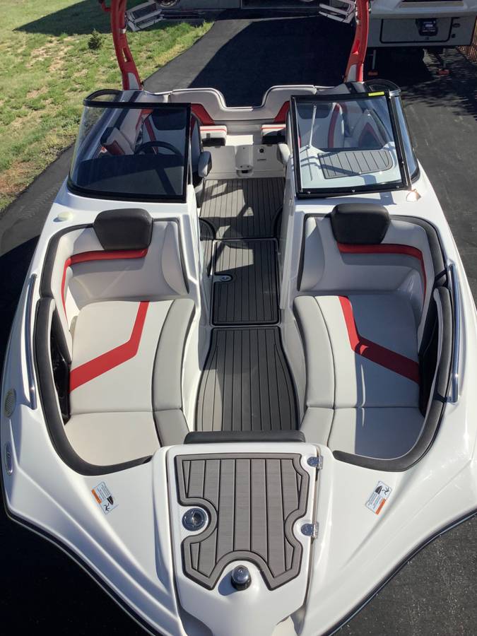 2018 Yamaha, Import USA — Foto 9 z 12