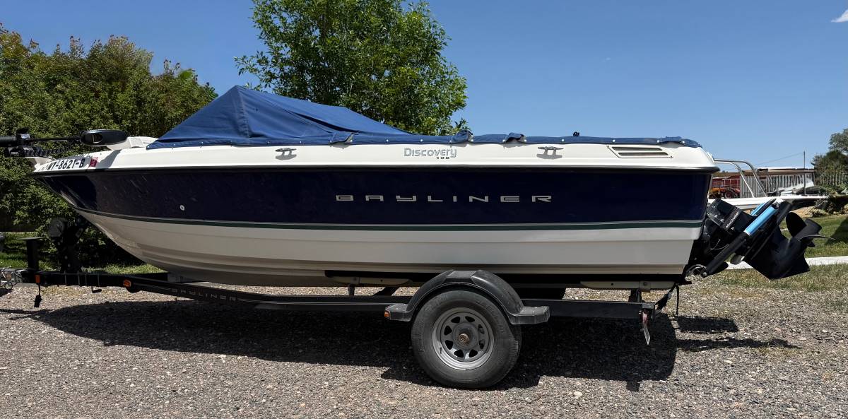 Bayliner, Import USA — Foto 4 z 12
