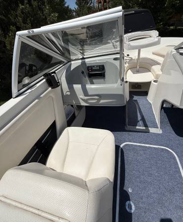Bayliner, Import USA — Foto 8 z 12