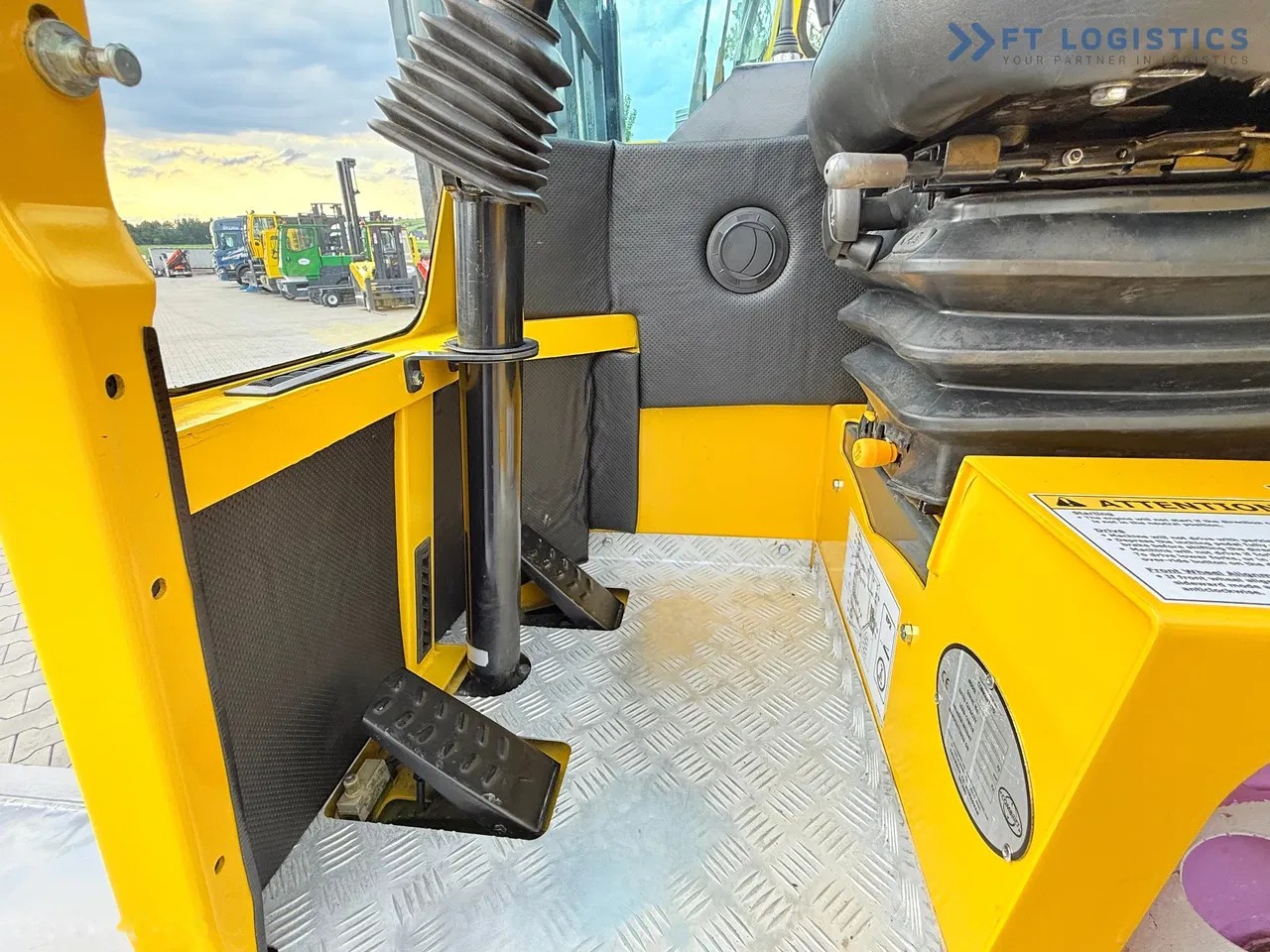 2015 Combilift C3000XL, 3.087 mth, Import Auf Lager in der EU — Foto 12 z 24