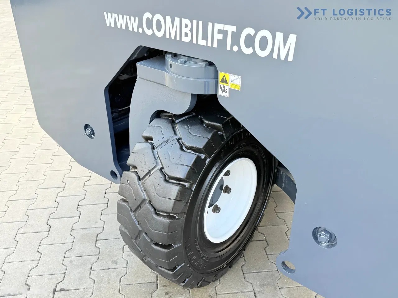 2015 Combilift C3000XL, 3.087 mth, Import Auf Lager in der EU — Foto 8 z 24