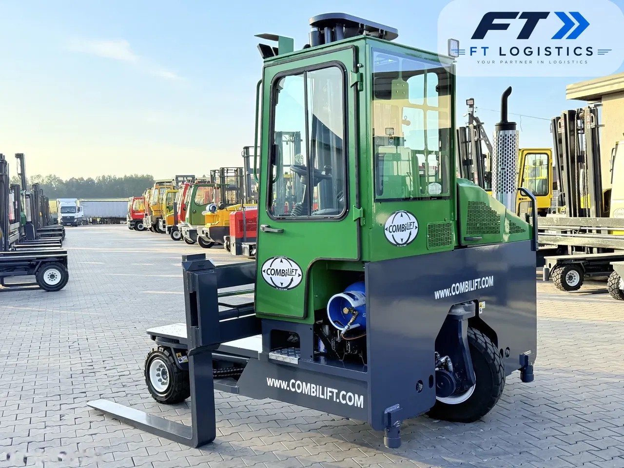 2015 Combilift WÓZEK, 4.496 mth, Import Auf Lager in der EU — Foto 8 z 24