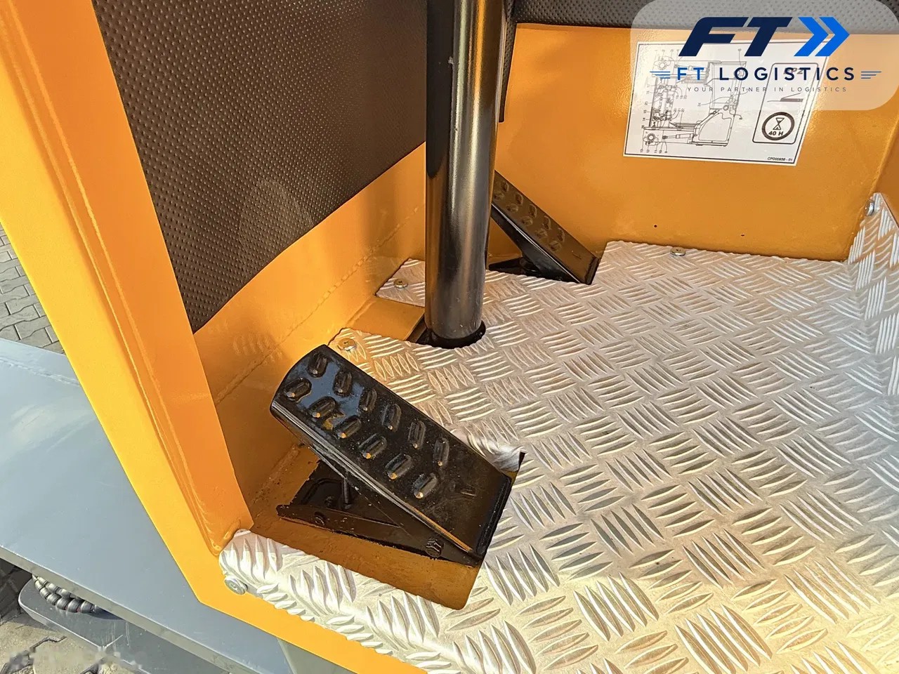 2011 Combilift WÓZEK, 4.946 mth, Import Auf Lager in der EU — Foto 10 z 24