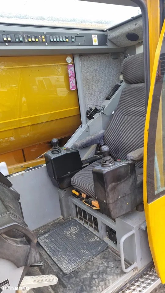 2002 Liebherr LTM, 26.800 mth, Import Auf Lager in der EU — Foto 10 z 24