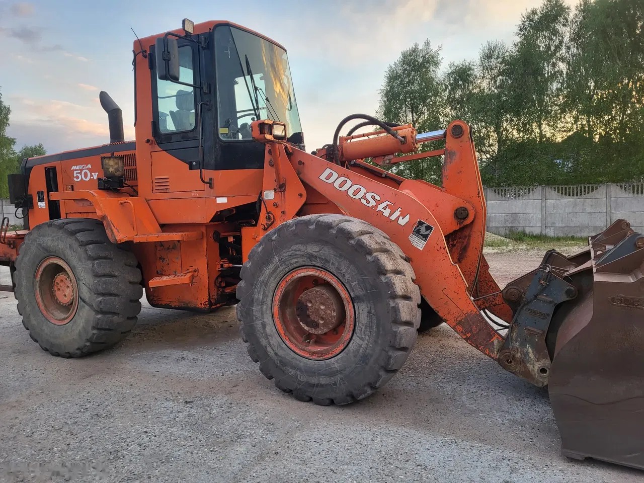 2004 Doosan M250V, Import Auf Lager in der EU — Foto 4 z 9