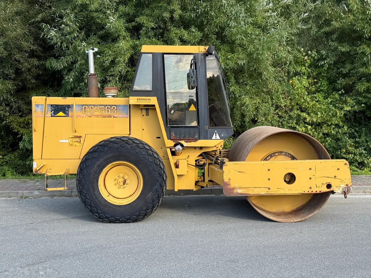 1998 Caterpillar, 2.600 mth, Import Auf Lager in der EU — Foto 10 z 15