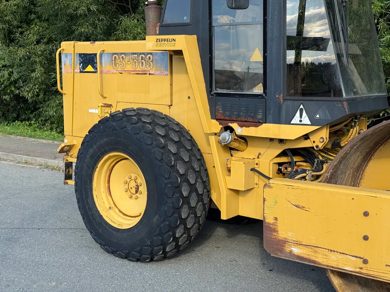 1998 Caterpillar, 2.600 mth, Import Auf Lager in der EU — Foto 6 z 15