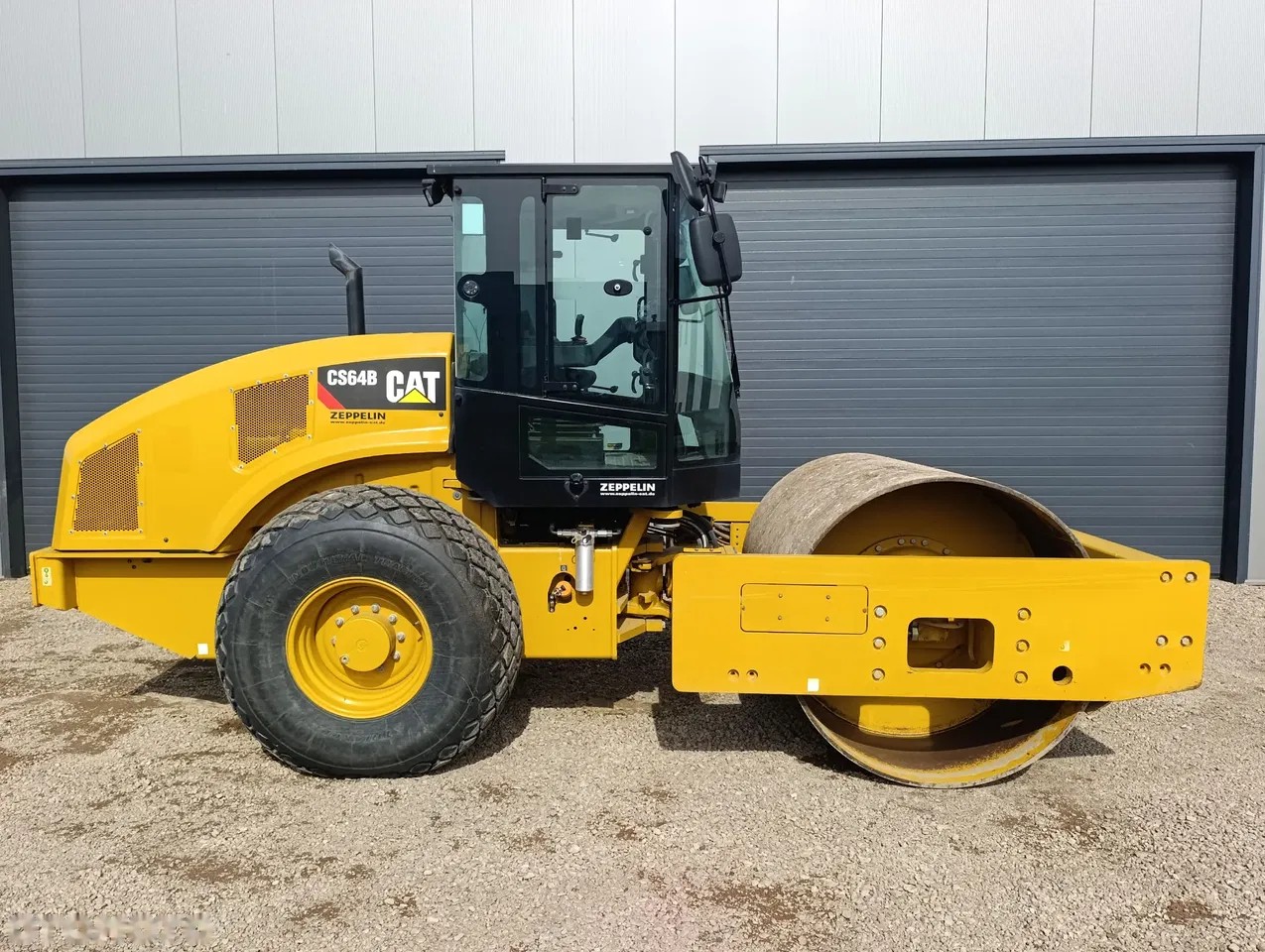 2020 Caterpillar CS64B, 1.728 mth, Import Auf Lager in der EU — Foto 1