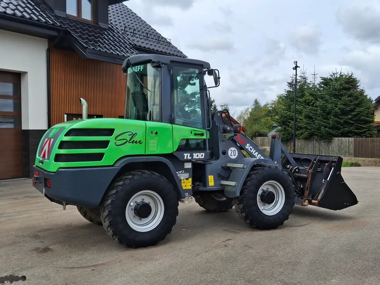 2017 Schaeff NAKLADAČ, Import Auf Lager in der EU — Foto 2 z 24