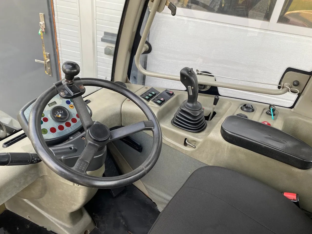 2012 Atlas AR, Import Auf Lager in der EU — Foto 9 z 24