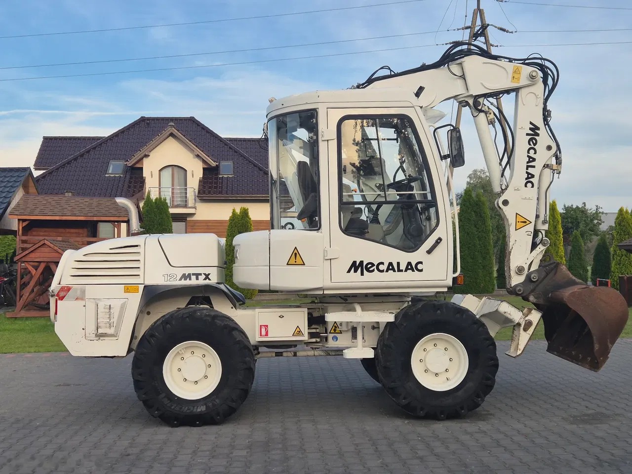 2015 Mecalac, 11.078 mth, Import Auf Lager in der EU — Foto 10 z 24