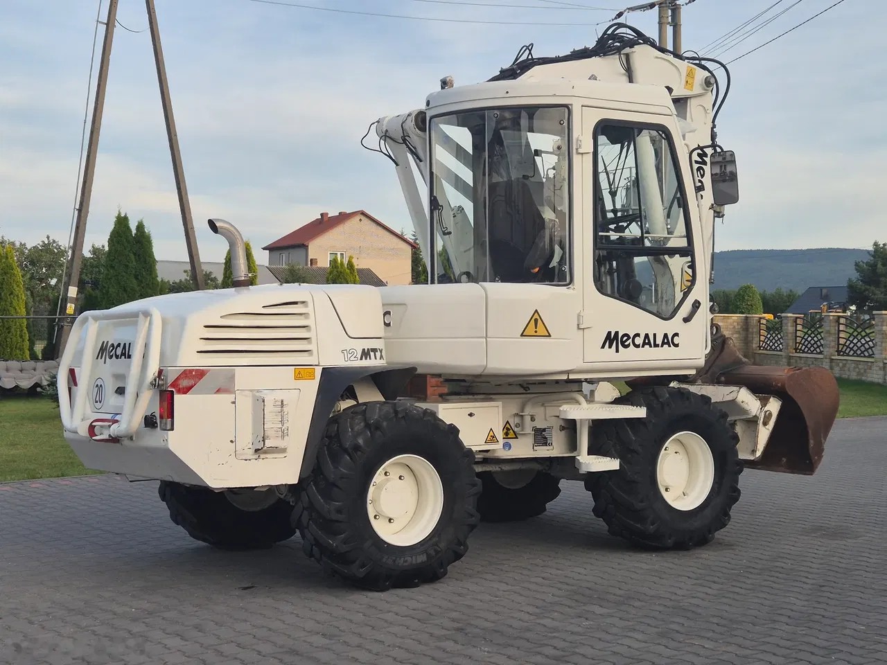 2015 Mecalac, 11.078 mth, Import Auf Lager in der EU — Foto 11 z 24