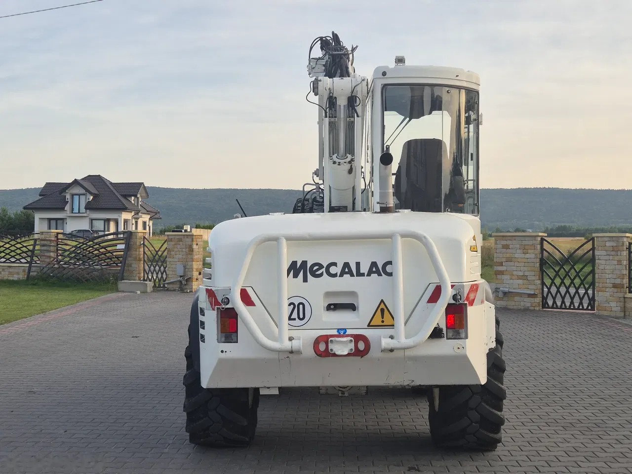 2015 Mecalac, 11.078 mth, Import Auf Lager in der EU — Foto 14 z 24