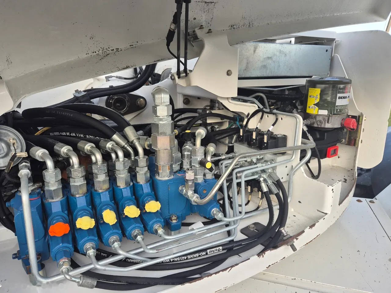 2015 Mecalac, 11.078 mth, Import Auf Lager in der EU — Foto 16 z 24
