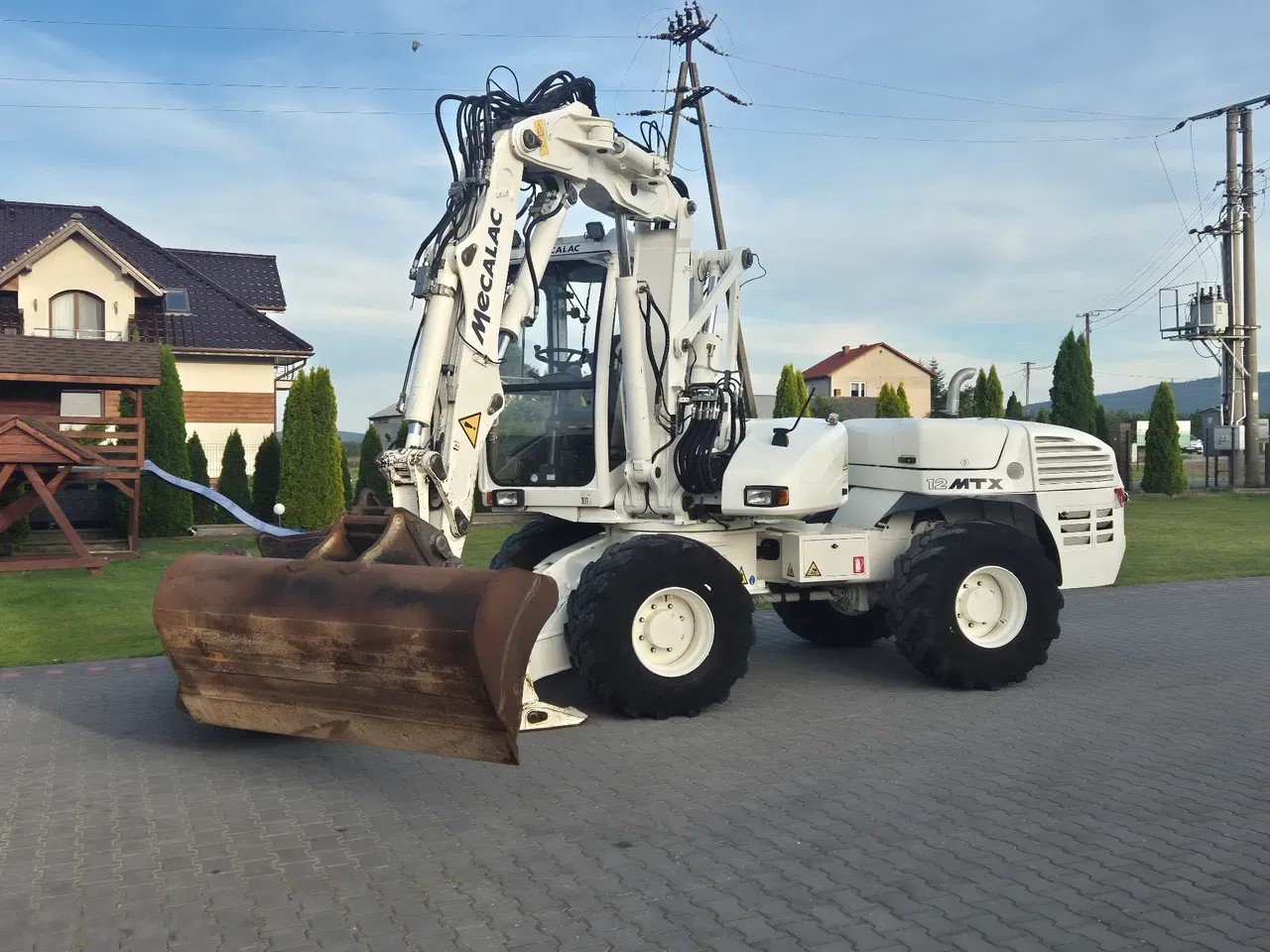 2015 Mecalac, 11.078 mth, Import Auf Lager in der EU — Foto 2 z 24