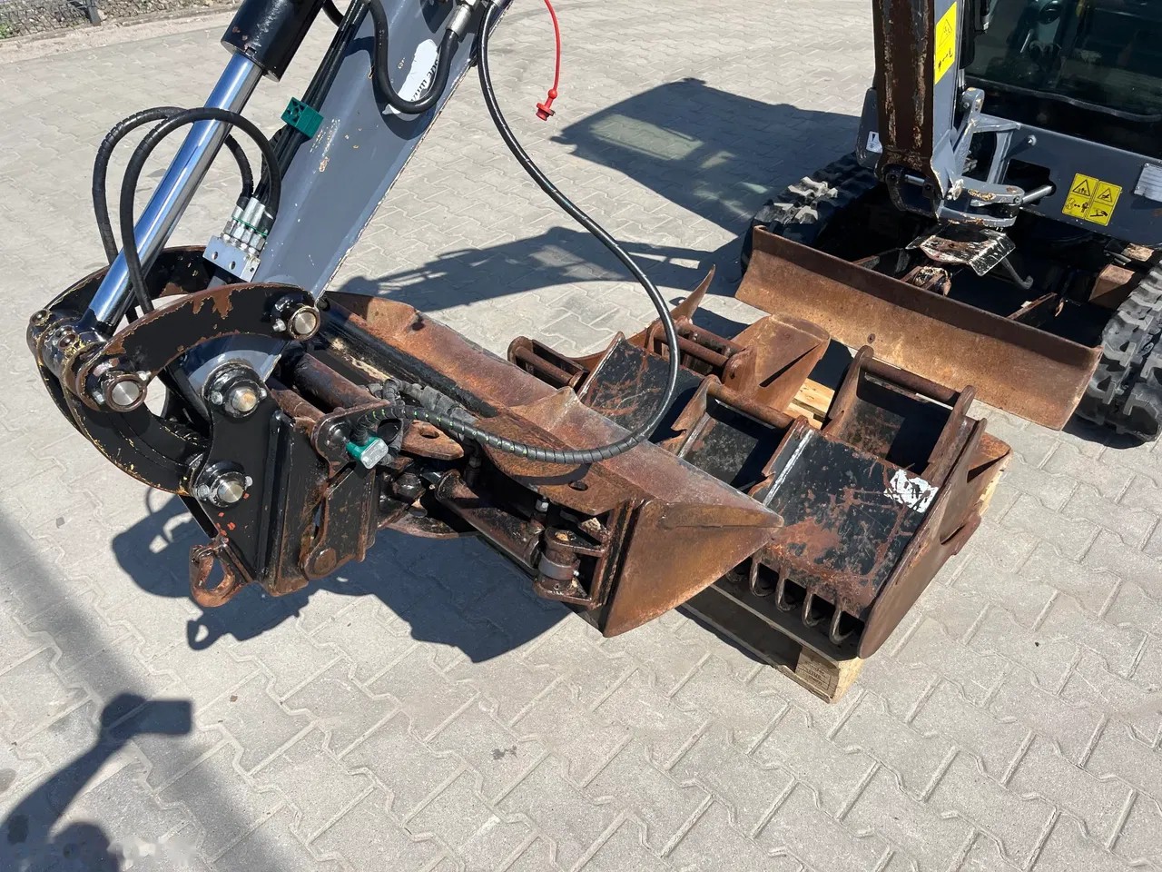2018 Schaeff TC 16, 1.713 mth, Import Auf Lager in der EU — Foto 9 z 19