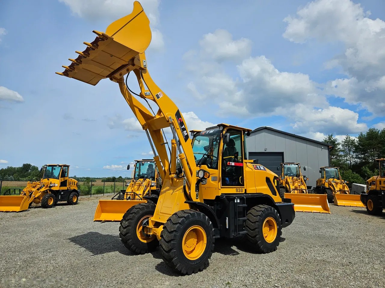 2026 Ctm 930, Import Auf Lager in der EU — Foto 1