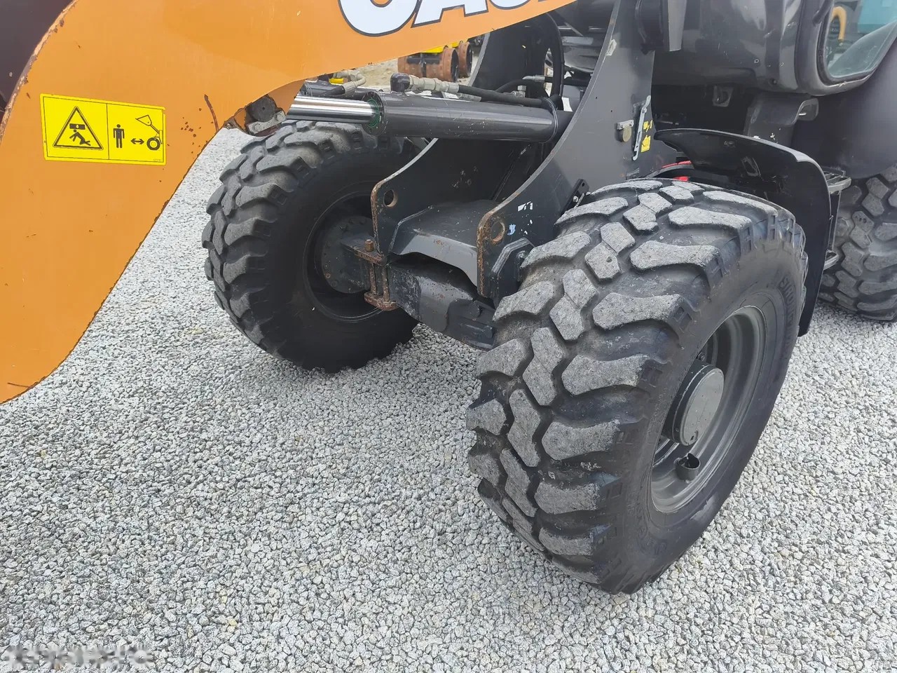 2019 Case 321F, 4.398 mth, Import Auf Lager in der EU — Foto 13 z 15