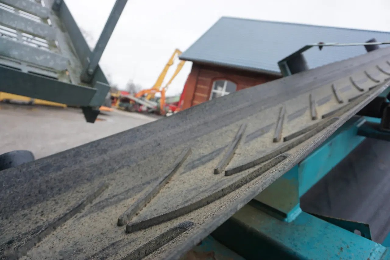 2011 Powerscreen Chieftain 1400, Import Auf Lager in der EU — Foto 12 z 18
