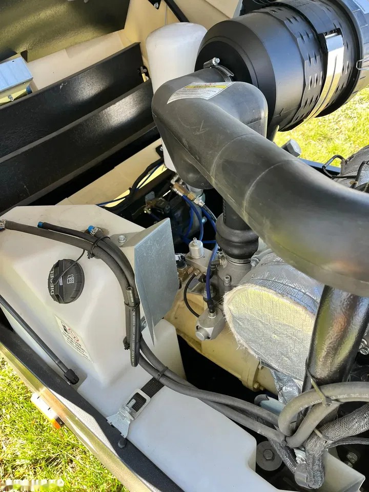 2023 Doosan KOMPRESOR, 14 mth, Import Auf Lager in der EU — Foto 8 z 14