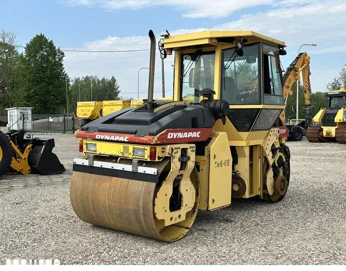 2007 Dynapac CC232HF, 11.219 mth, Import Auf Lager in der EU — Foto 7 z 24