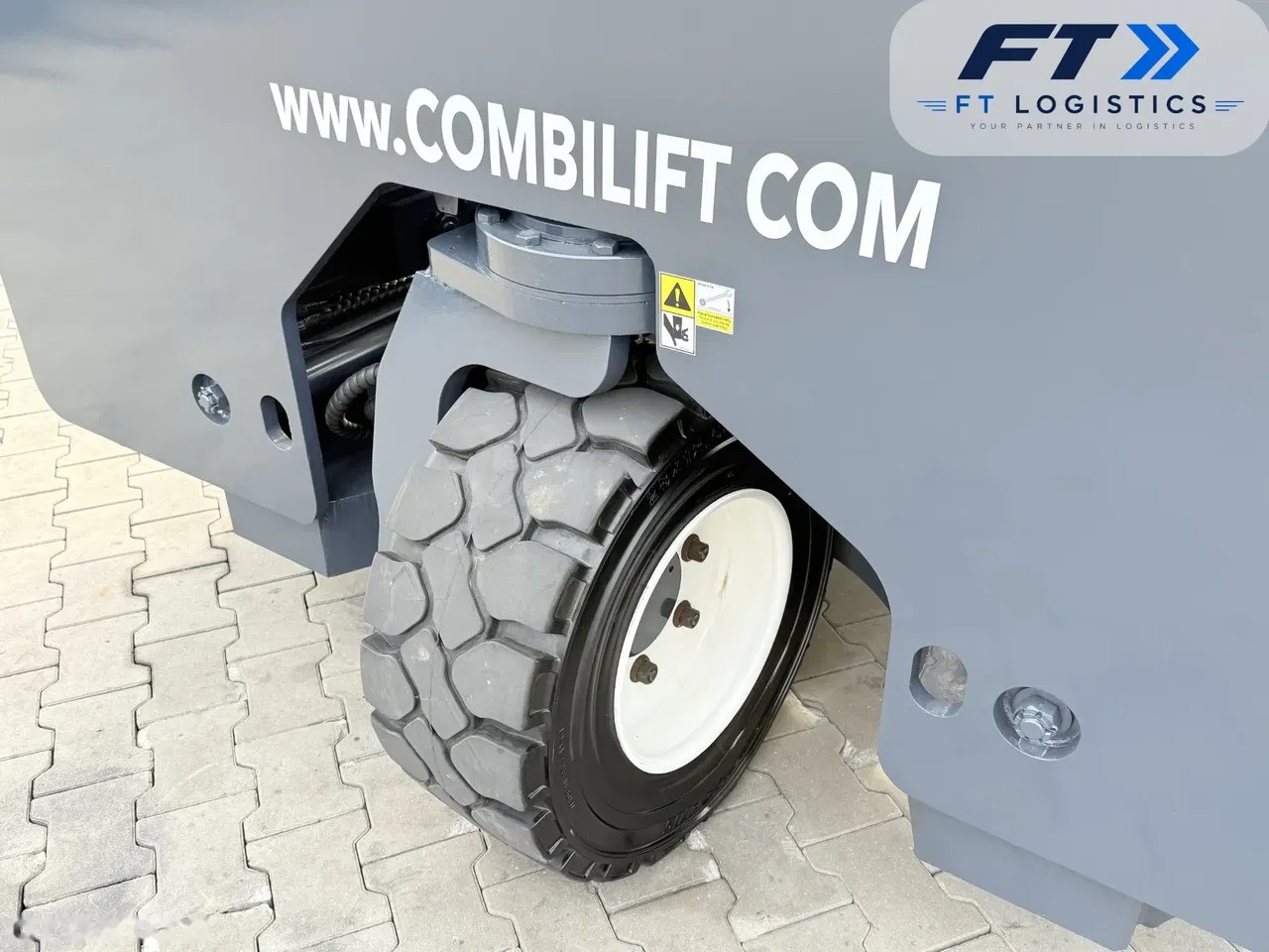 2016 Combilift WÓZEK, 2.048 mth, Import Auf Lager in der EU — Foto 5 z 24