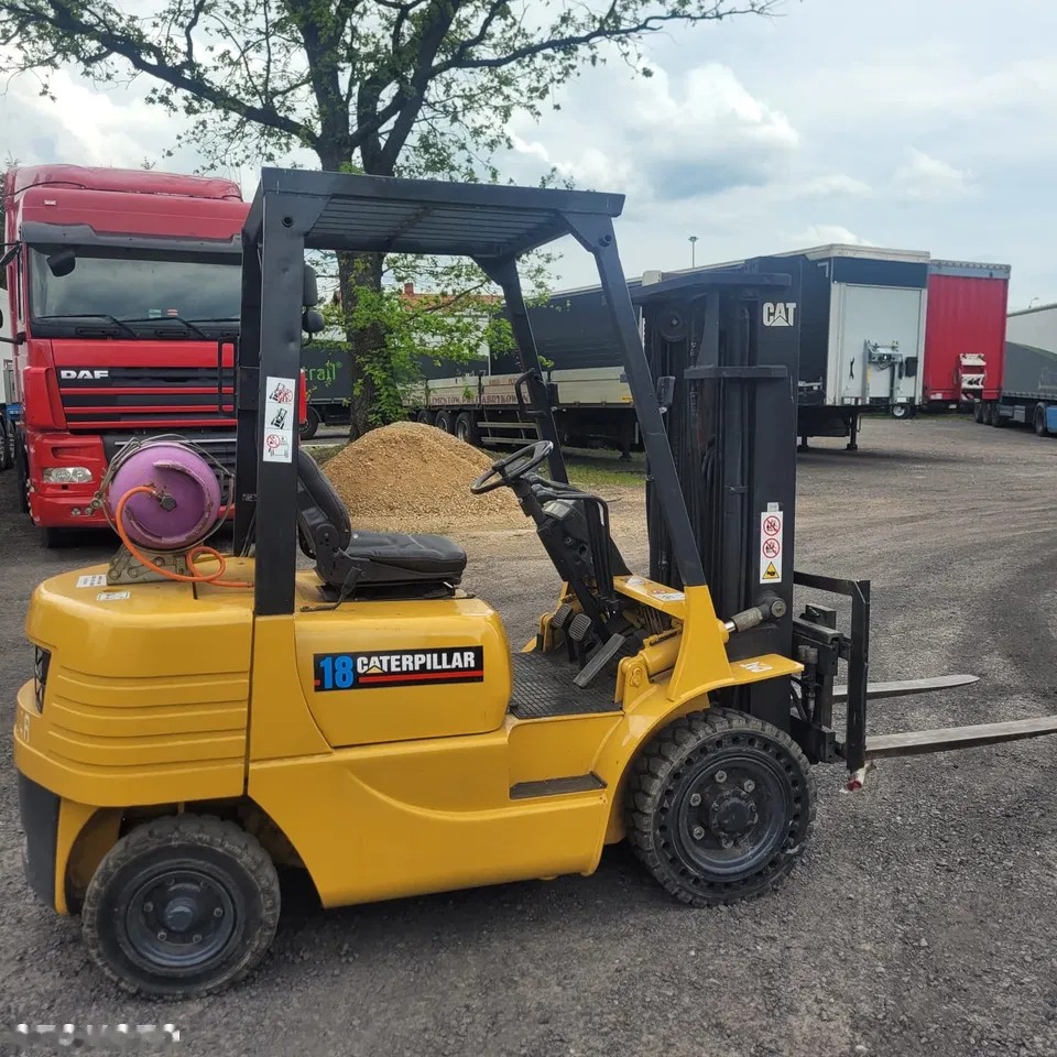 1999 Caterpillar GP18, Import Auf Lager in der EU — Foto 1